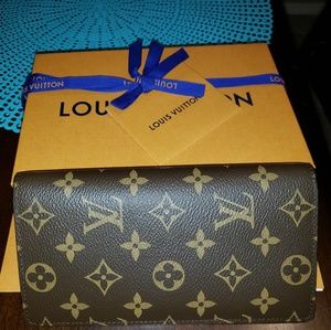 Louie Vuitton Wallet